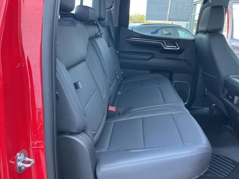 Used 2023 Chevrolet Silverado 1500 LT Trail Boss w/ LT Trail Boss Premium Package image 24