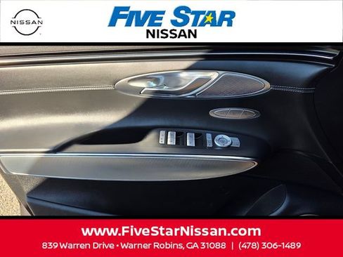 Used 2022 Genesis GV70 2.5T w/ Select Package AWD/4WD image 32