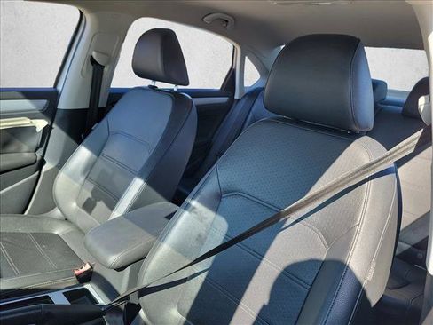 Used 2012 Volkswagen Passat 2.5 SE image 13