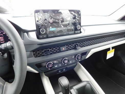 New 2025 Honda Accord LX image 26