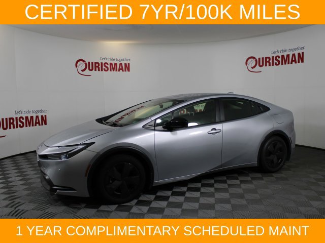 Used 2023 Toyota Prius LE FWD image 3