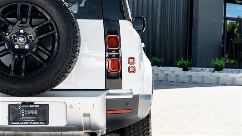 Used 2024 Land Rover Defender 110 S AWD/4WD image 15