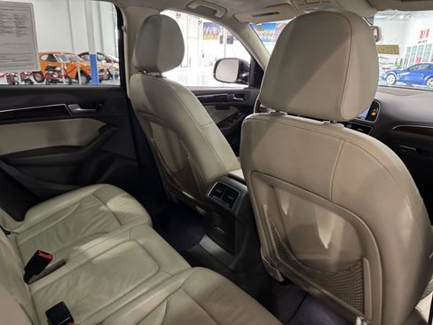 Used 2015 Audi Q5 2.0T Premium Plus w/ Technology Package image 38