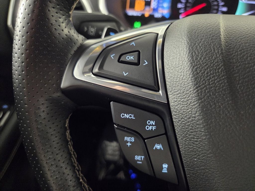 Used 2020 Ford Edge ST AWD/4WD image 17