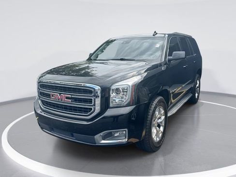 Used 2019 GMC Yukon SLE w/ SLE Value Package RWD image 2