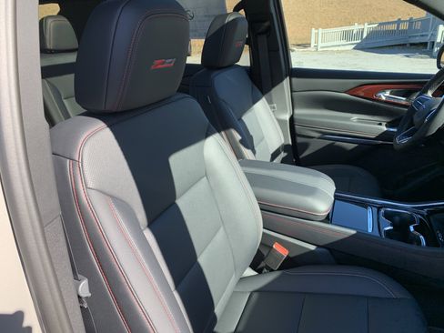 New 2026 Chevrolet Traverse Z71 w/ Driver Confidence Package image 29