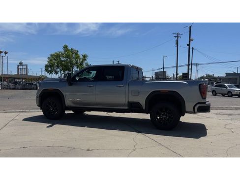New 2026 GMC Sierra 2500 AT4 w/ AT4 Premium Plus Package AWD/4WD image 8