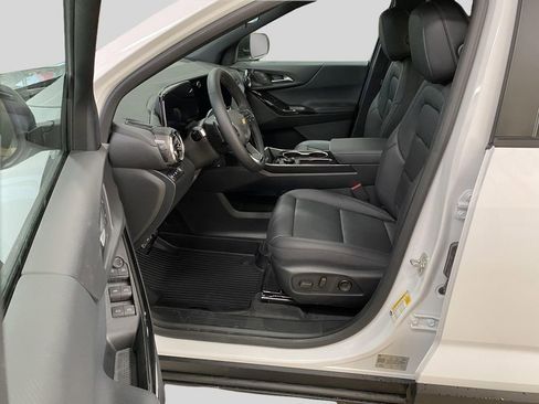 New 2026 Chevrolet Equinox LT w/ Convenience Package II image 14
