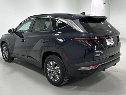 Used 2022 Hyundai Tucson Blue image 4