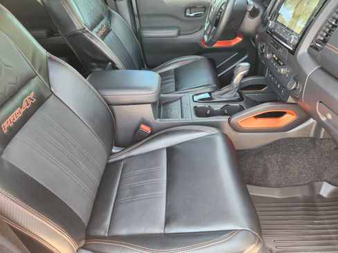 Used 2023 Nissan Frontier PRO-4X w/ Pro Convenience Package AWD/4WD image 11