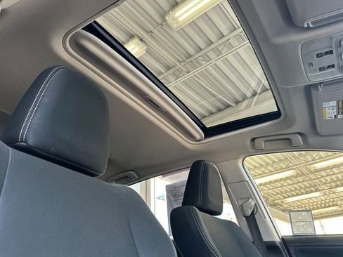 Used 2015 Toyota RAV4 XLE FWD image 19