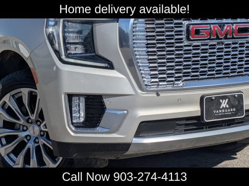 Used 2023 GMC Yukon XL Denali AWD/4WD image 12