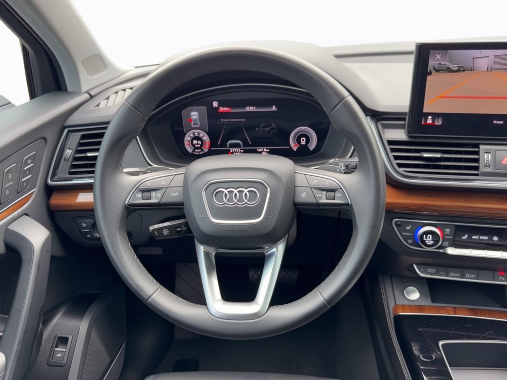 Used 2023 Audi Q5 2.0T Premium Plus w/ Premium Plus Package AWD/4WD image 10