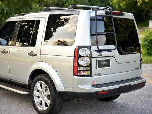 Used 2016 Land Rover LR4 HSE Silver Edition AWD/4WD image 18