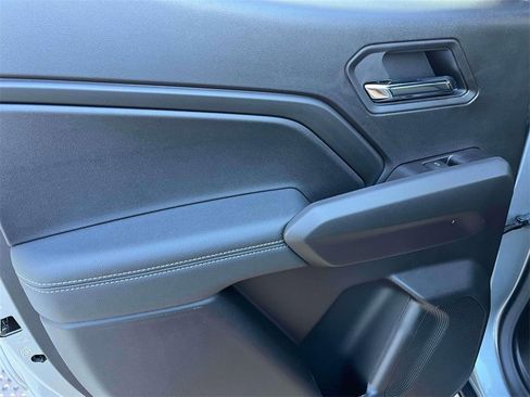 New 2026 GMC Canyon Elevation w/ Convenience Package image 16