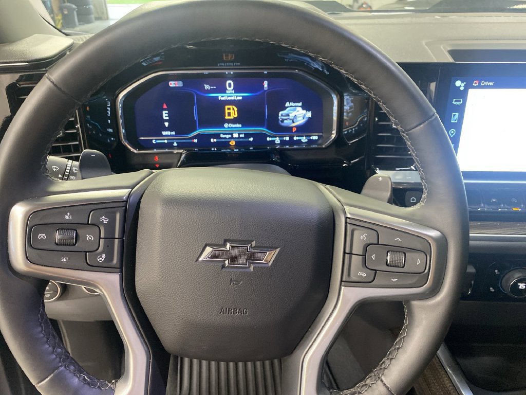 Certified 2025 Chevrolet Silverado 1500 LT Trail Boss w/ Dark Appearance Package AWD/4WD image 15