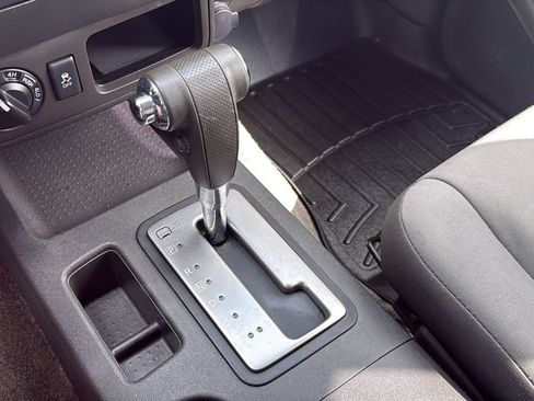 Used 2012 Nissan Xterra S AWD/4WD image 26