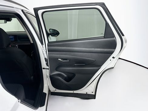 Used 2025 Hyundai Tucson SEL image 32