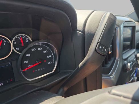 Used 2021 Chevrolet Silverado 1500 LT Trail Boss w/ Bed Protection Package AWD/4WD image 23