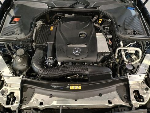 Used 2017 Mercedes-Benz E 300 4MATIC image 45