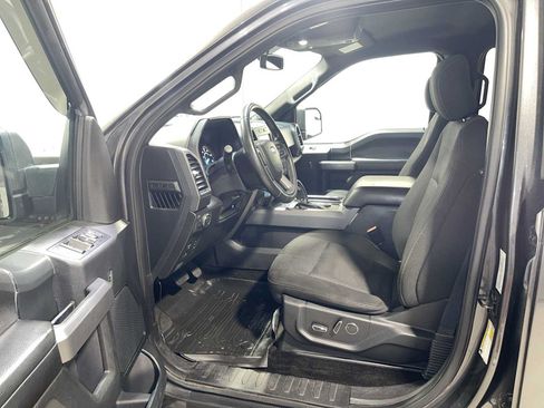 Used 2018 Ford F150 XLT w/ Equipment Group 302A Luxury AWD/4WD image 2