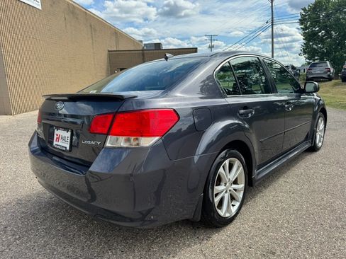 Used 2013 Subaru Legacy 2.5i Limited AWD/4WD image 9