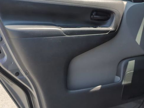 Used 2021 Nissan NV200 S w/ Sliding Door Glass Package FWD image 15