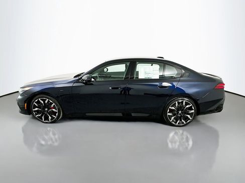 Used 2026 BMW 550e xDrive AWD/4WD image 8