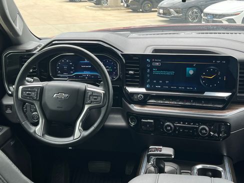 Used 2023 Chevrolet Silverado 1500 RST w/ Convenience Package II AWD/4WD image 19