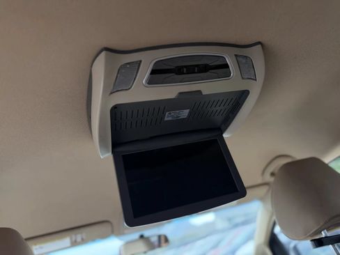 Used 2016 Kia Sedona LX w/ LX Convenience Package FWD image 33