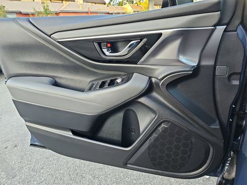 Used 2023 Subaru Outback Onyx Edition image 28