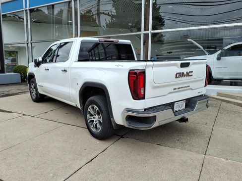 Used 2025 GMC Sierra 1500 SLT AWD/4WD image 4