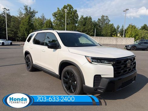New 2026 Honda Pilot Black Edition image 1