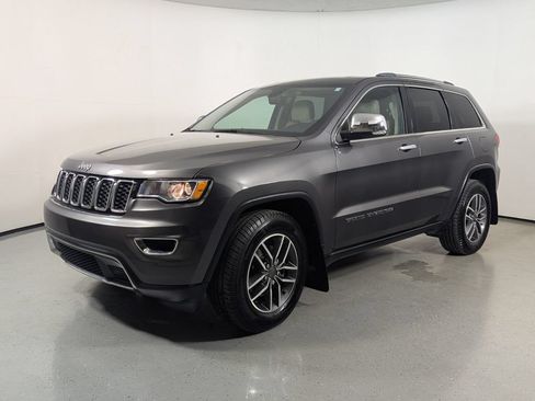 Used 2019 Jeep Grand Cherokee Limited RWD image 3