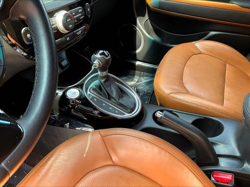 Used 2015 Kia Soul ! w/ Sun & Sound Package FWD image 17