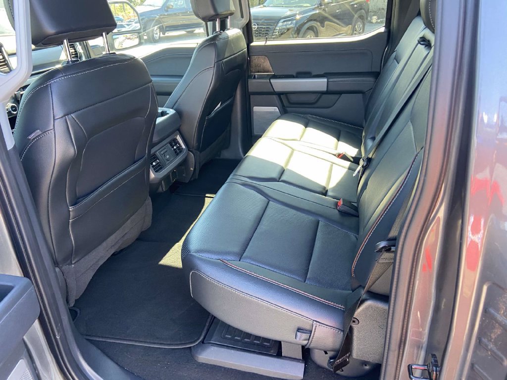 Used 2024 Ford F250 Lariat w/ Sport Appearance Package AWD/4WD image 11
