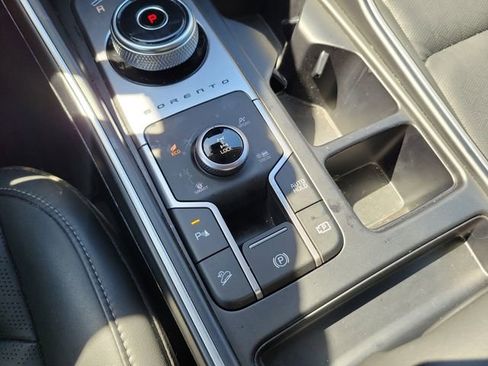 Certified 2023 Kia Sorento EX AWD/4WD image 28