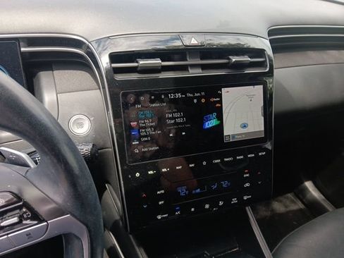Used 2023 Hyundai Tucson Limited FWD image 6