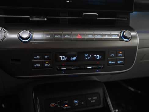 Certified 2026 Hyundai Kona SEL Premium AWD/4WD image 22