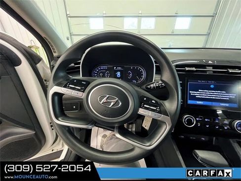 Used 2023 Hyundai Tucson SE image 22