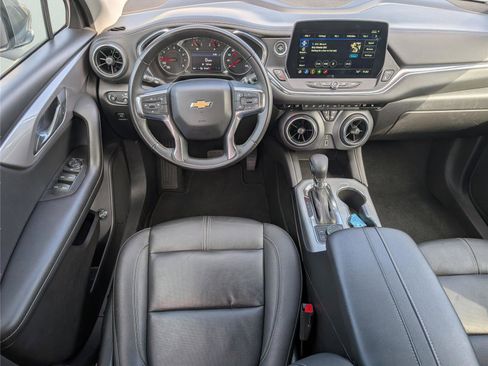 Used 2024 Chevrolet Blazer LT FWD image 28