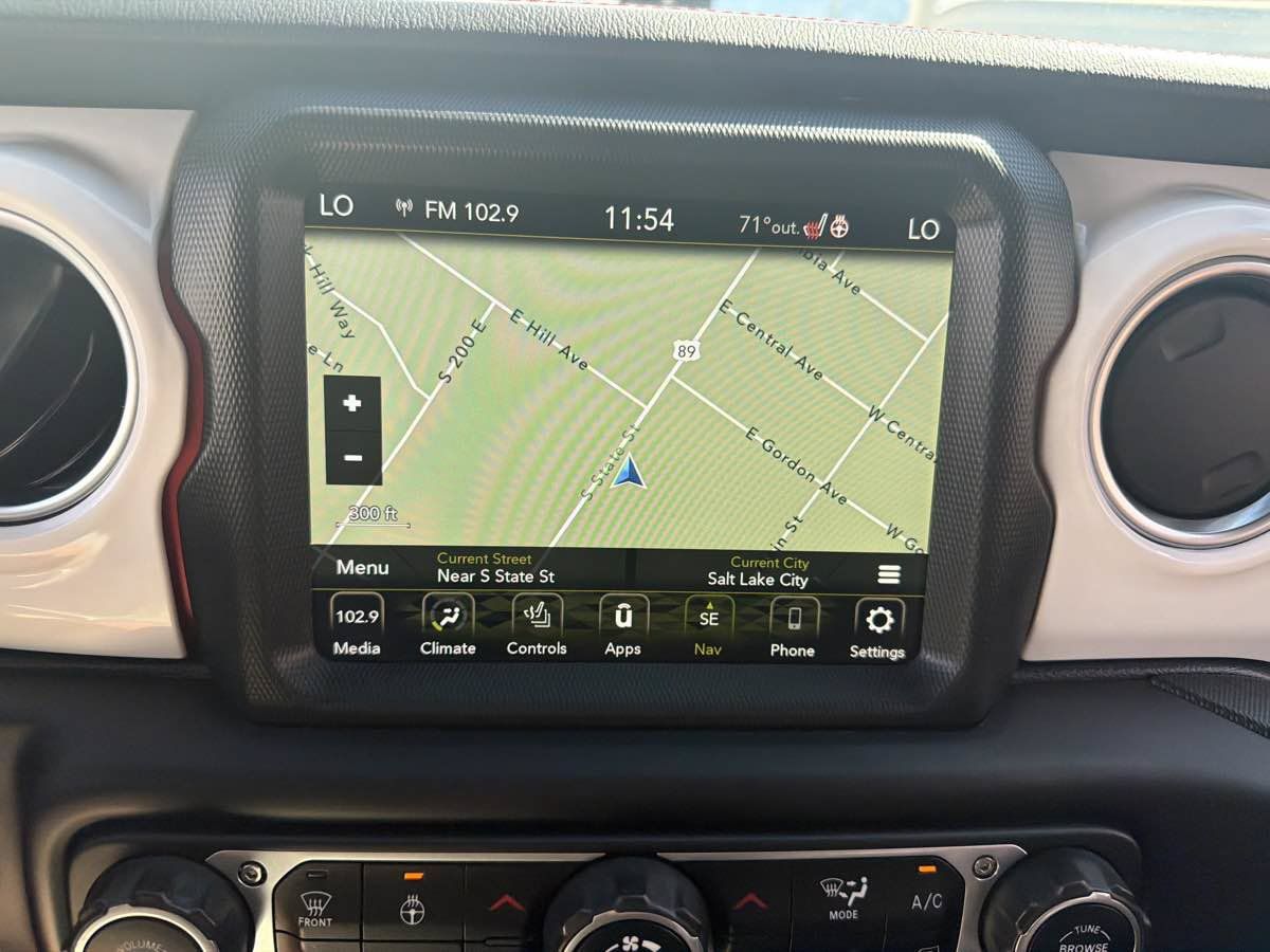 Used 2021 Jeep Gladiator Rubicon AWD/4WD image 29