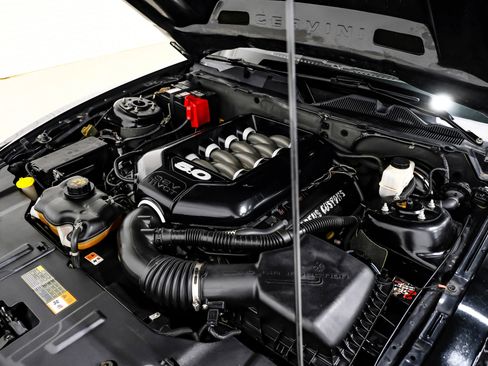 Used 2013 Ford Mustang GT Premium w/ Security Pkg image 43