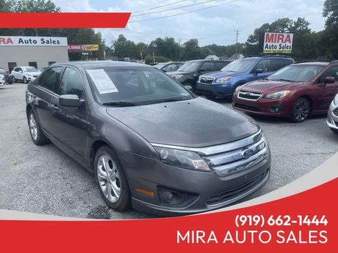 Used 2012 Ford Fusion SE FWD image 1