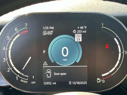 Used 2023 MINI Cooper 2-Door Hardtop image 20