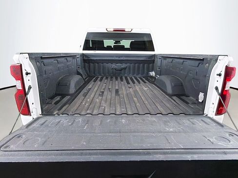 Used 2024 Chevrolet Silverado 2500 LT image 15