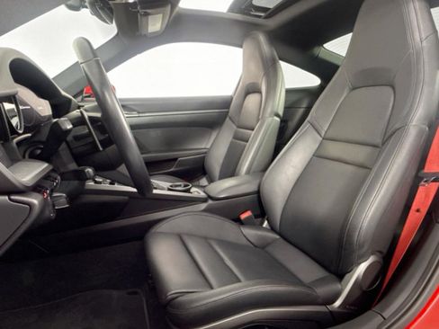 Used 2020 Porsche 911 Carrera RWD image 31