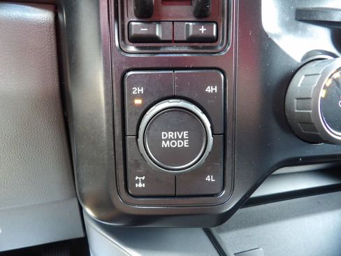 Used 2025 Ford F250 XLT w/ FX4 Off-Road Package AWD/4WD image 22
