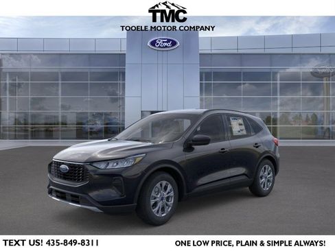 New 2026 Ford Escape Active w/ Tech Pack #1 AWD/4WD image 1