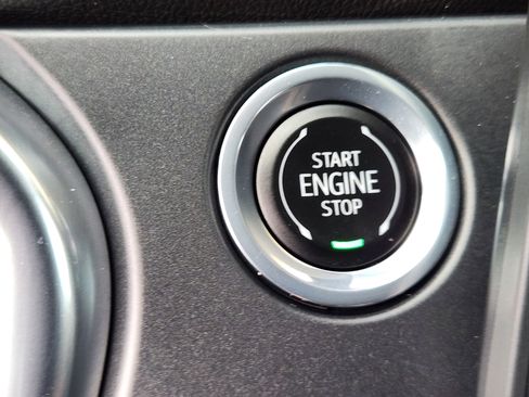 Used 2024 Chevrolet Blazer LT FWD image 21